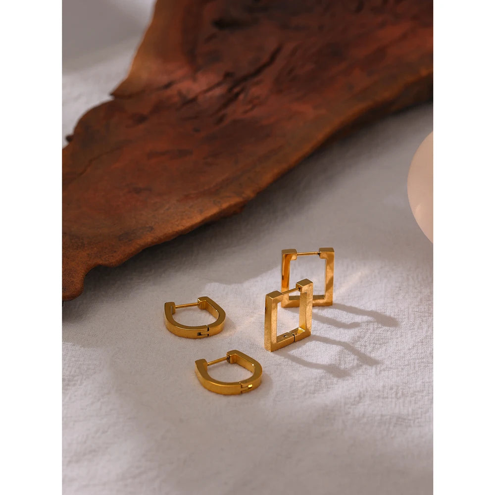 Brinco Banhado a Ouro 18k Argola - Clássico Quadrado