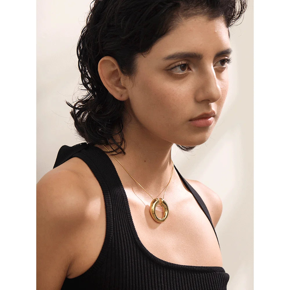 Colar Banhado em Ouro Circular 18k - Azine