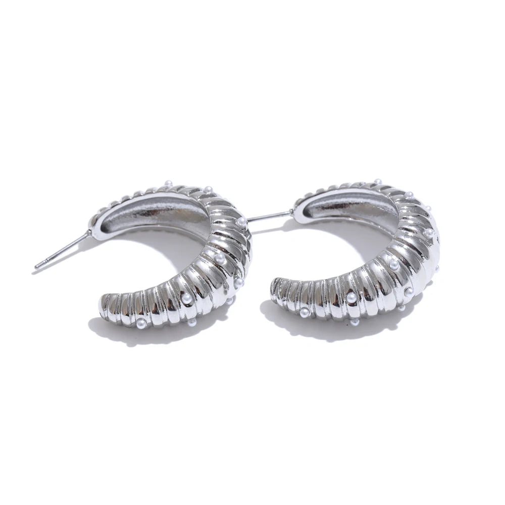 Brinco Banhado a Ouro 18k Meia Argola Zircônia - Clássica