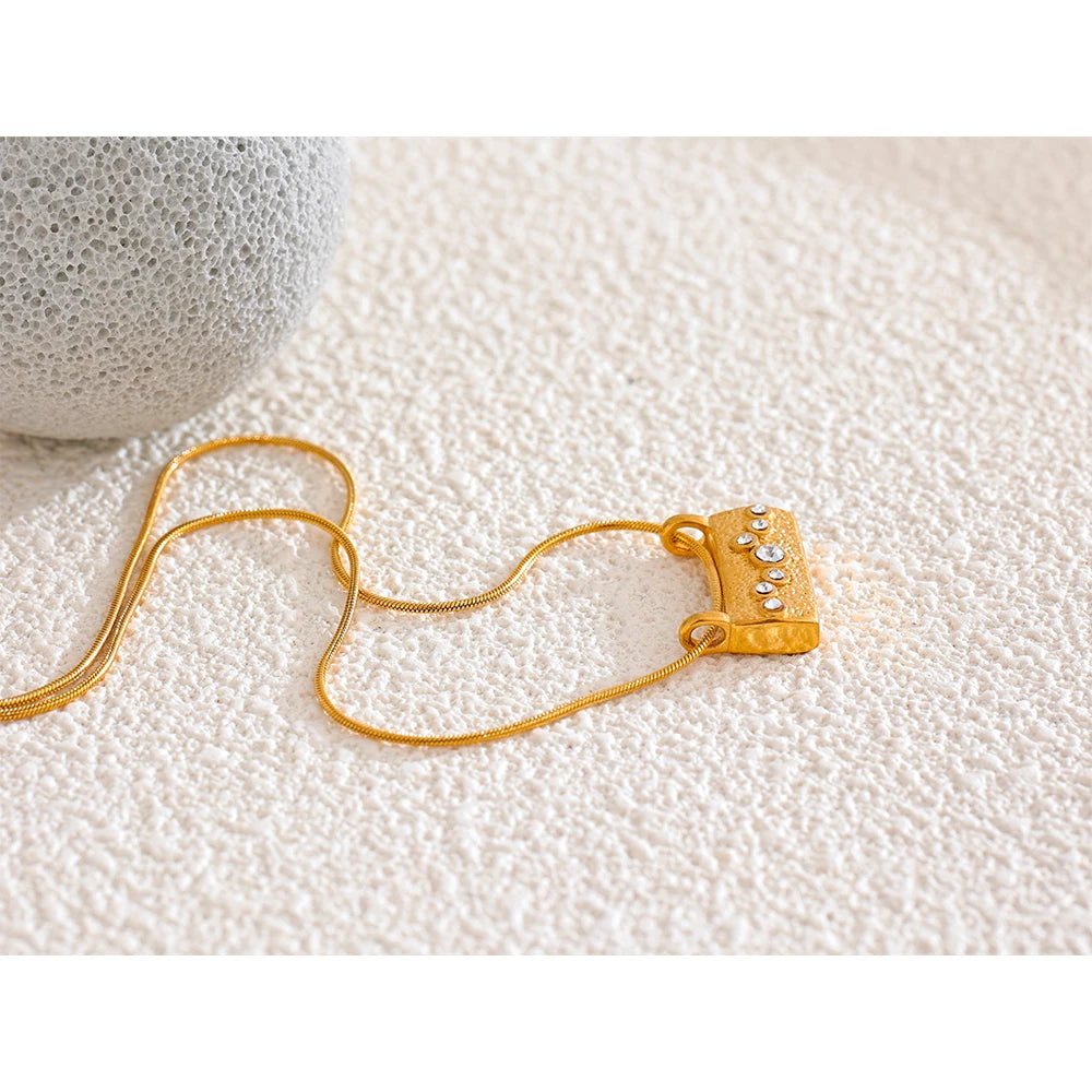 Colar Banhado em Ouro 18k Mini Bolsa - Delyra