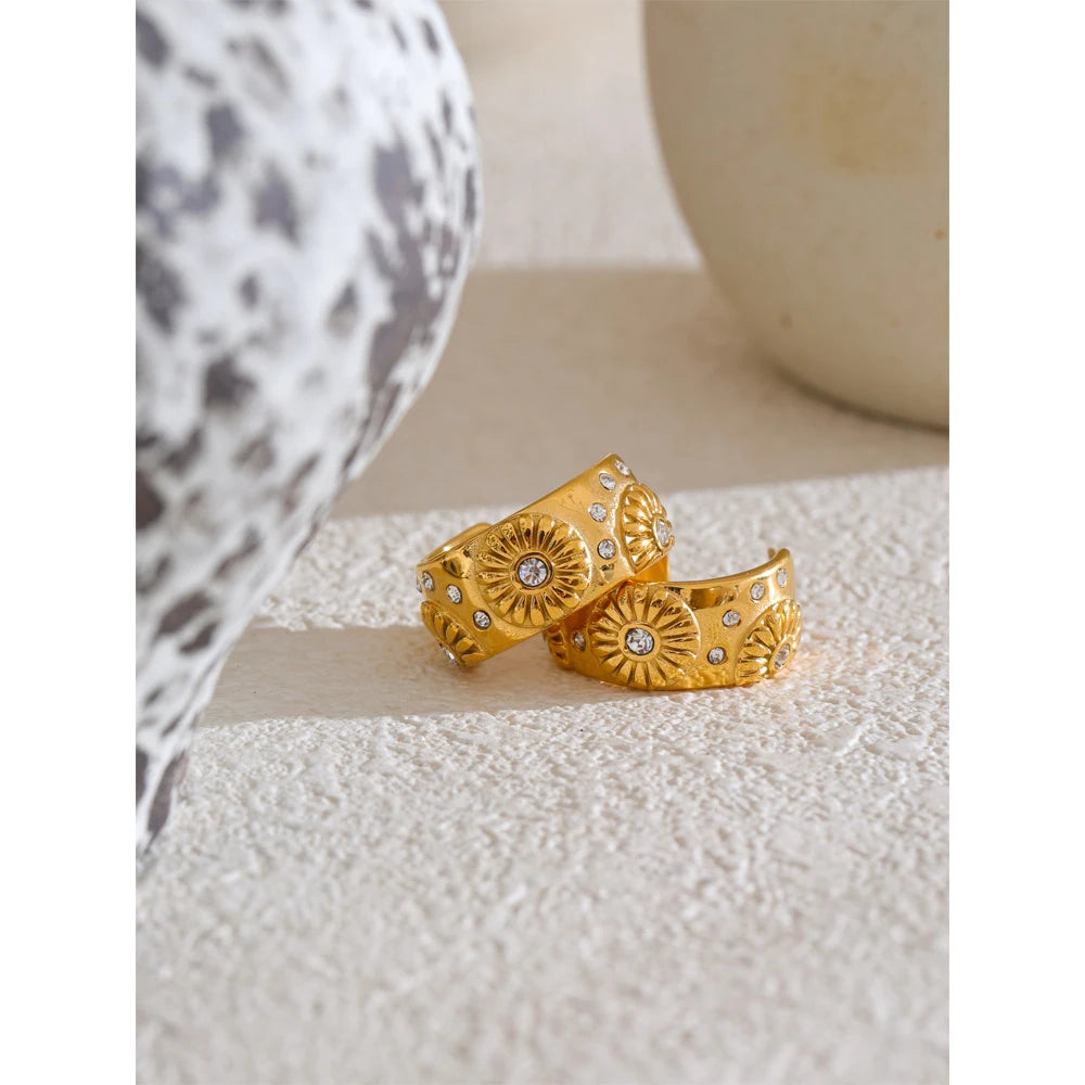Brinco Banhado a Ouro 18k Meia Argola - Girassol
