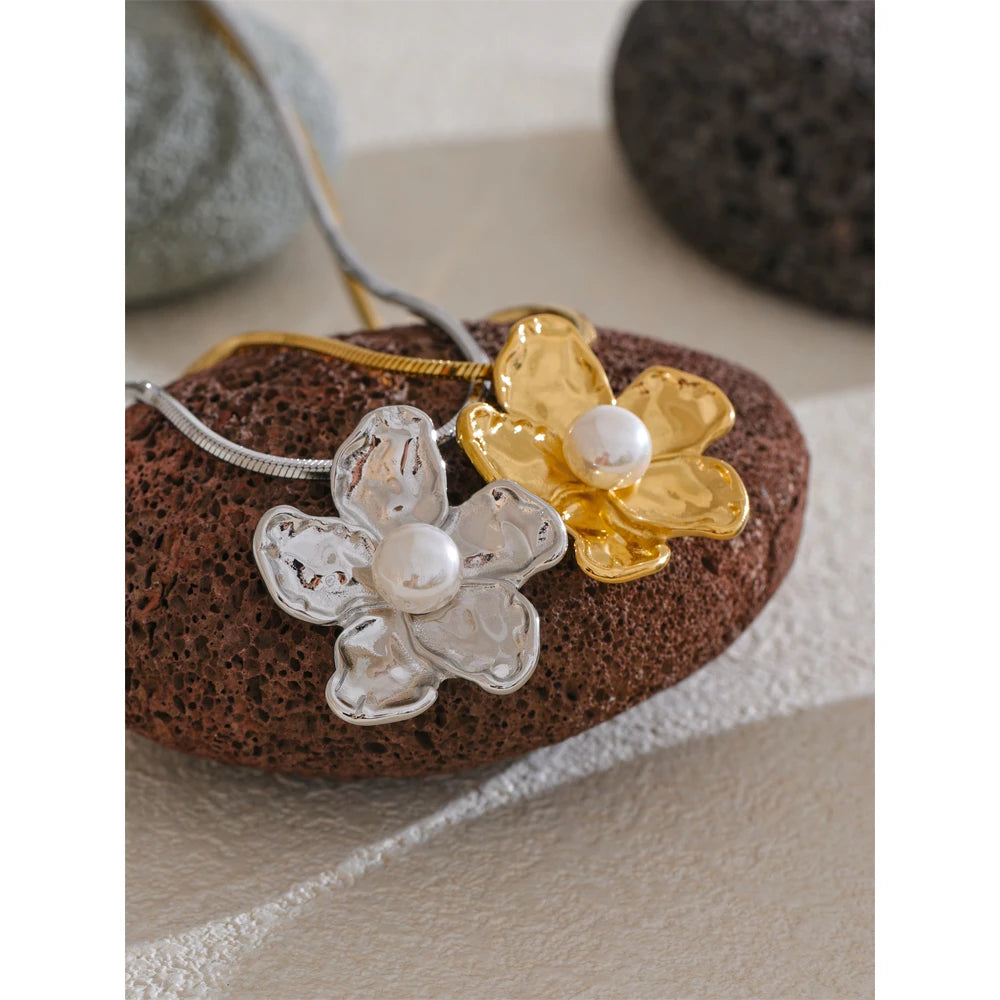 Colar Flor Banhado em Ouro 18k - Gallica