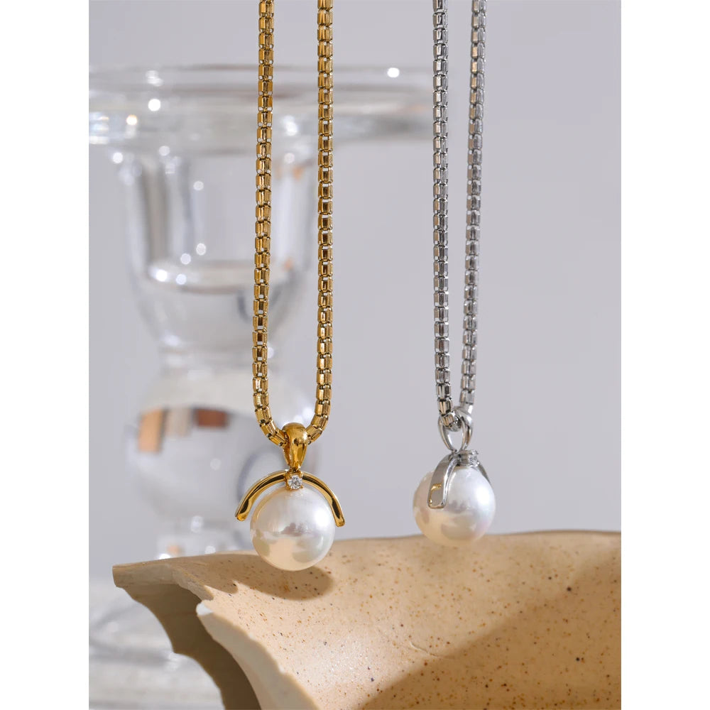 Colar Banhado em Ouro 18k Pérola - Foetida