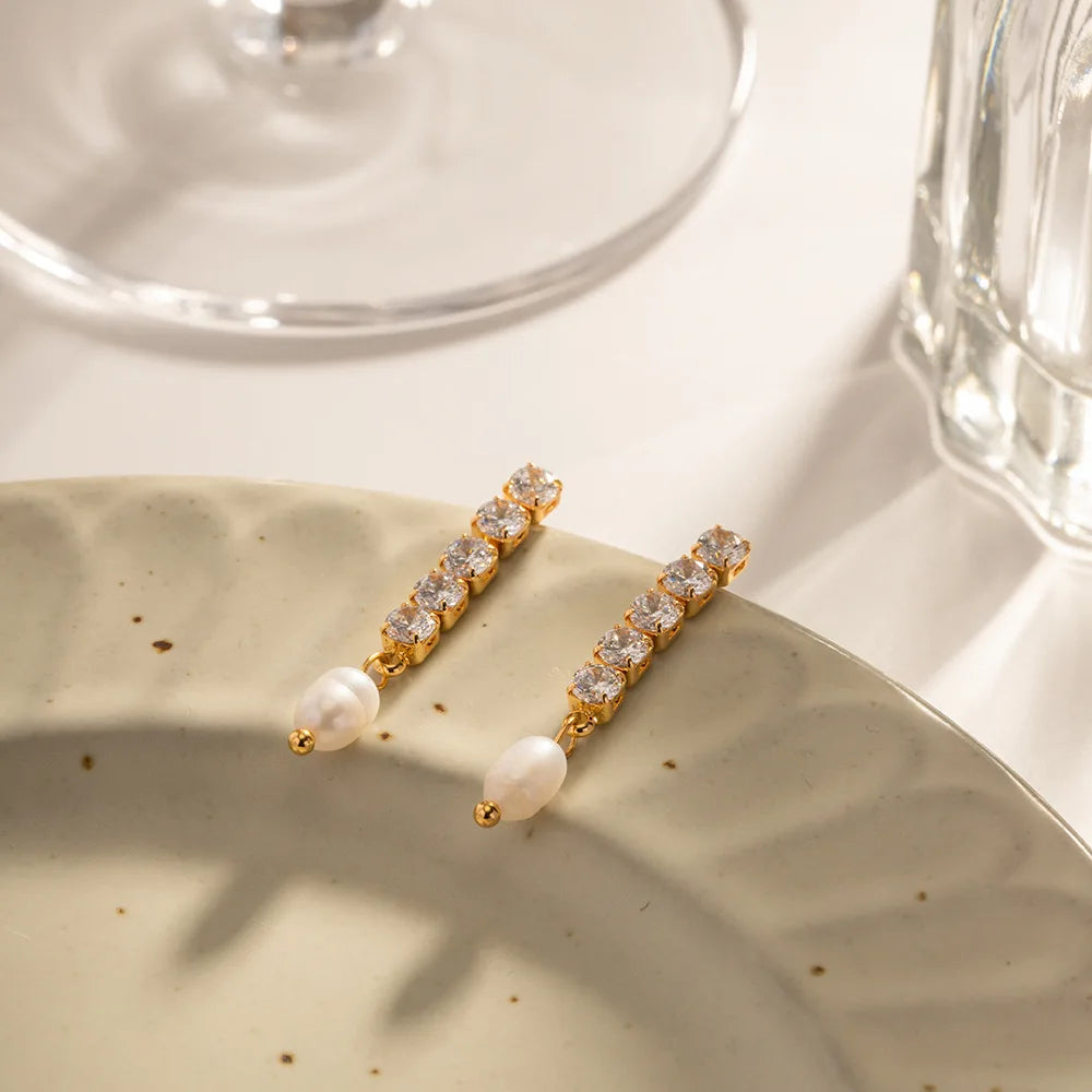 Brinco Banhado a Ouro 18k Zirconia e Pérola - Aurisse