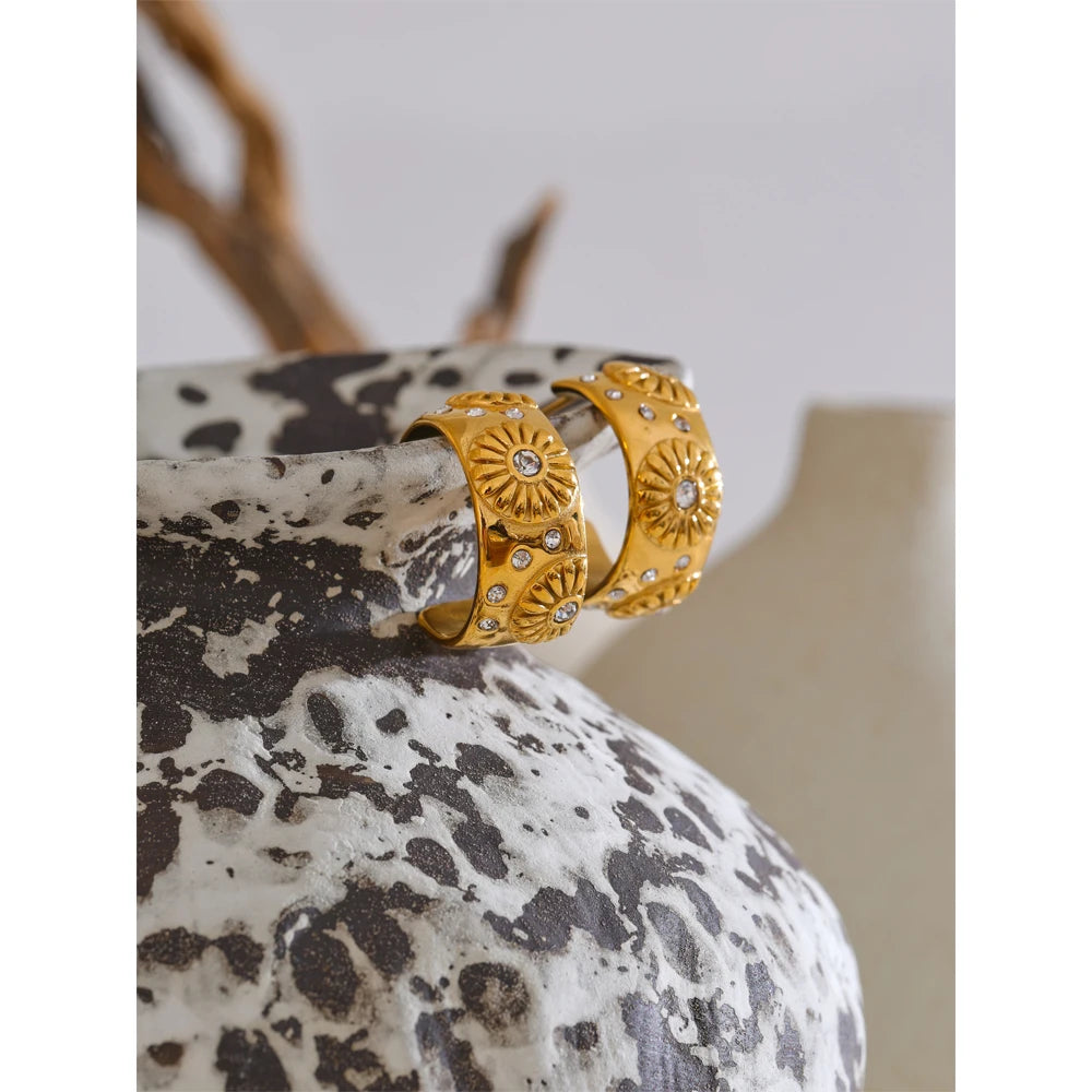 Brinco Banhado a Ouro 18k Meia Argola - Girassol