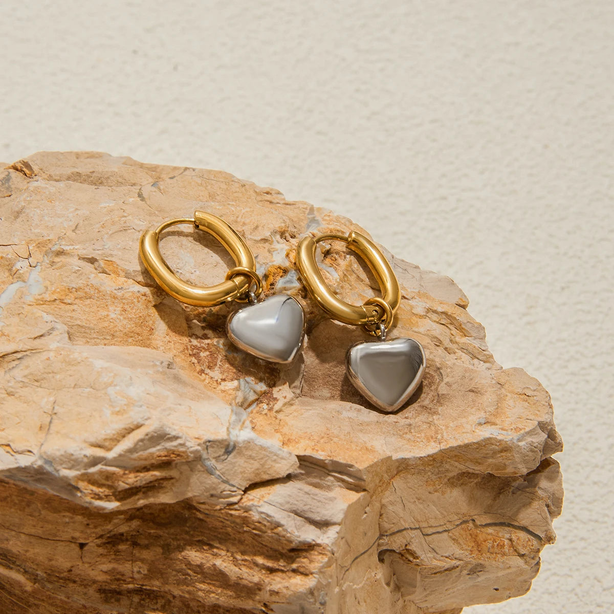 Brinco Banhado a Ouro 18k Coração- Verlisse