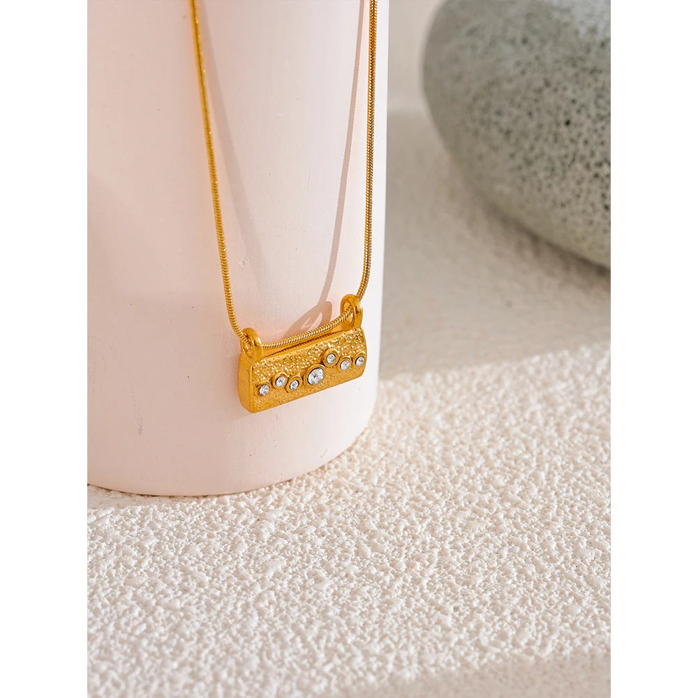 Colar Banhado em Ouro 18k Mini Bolsa - Delyra