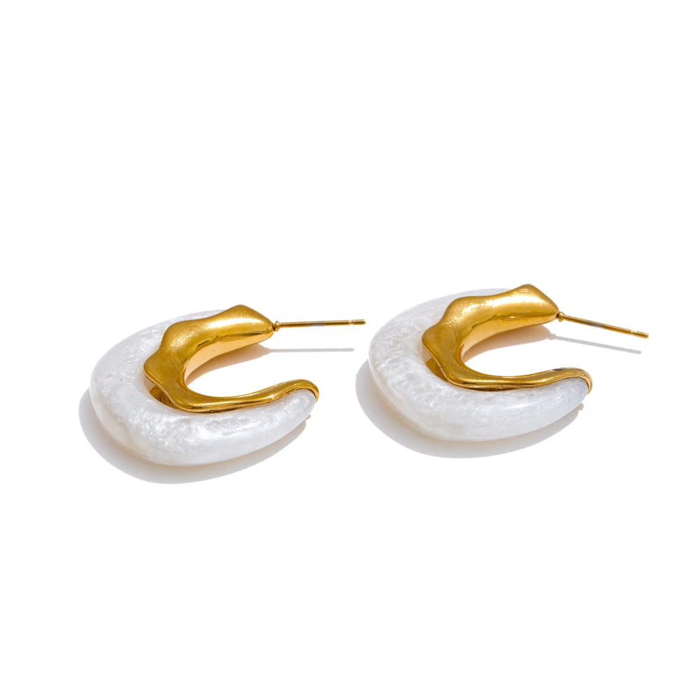 Brinco Banhado a Ouro 18k Meia Argola - Lua
